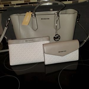 NWT Michael Korrs Purse, Wallet,makeup bag